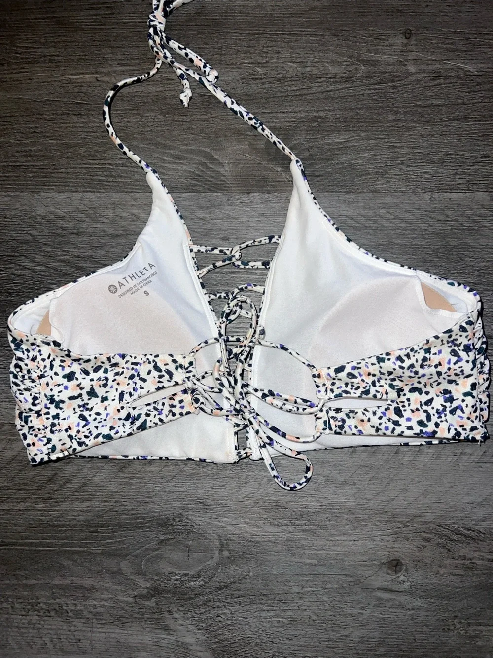 Athleta Swim Lace-Up Halter Bikini Top in White Floral Print

SEND ME OFFERS - Picture 4 of 4